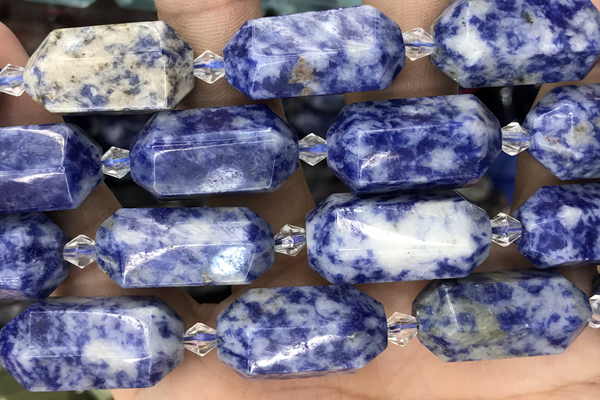 NUGG23 15 inches 12*25mm – 13*28mm faceted nuggets bl