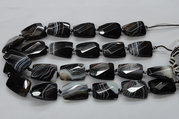 CAA287 22*30mm twisted & faceted rectangle black line agate beads