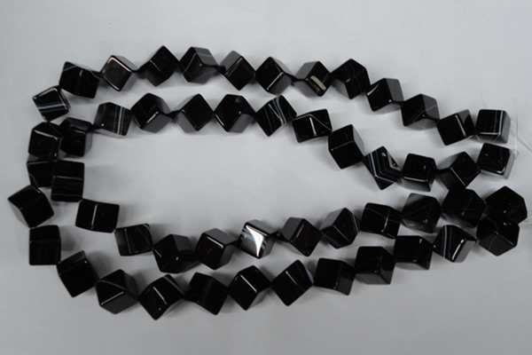 CAG2978 15.5 inches 10*10mm cube black line agate beads