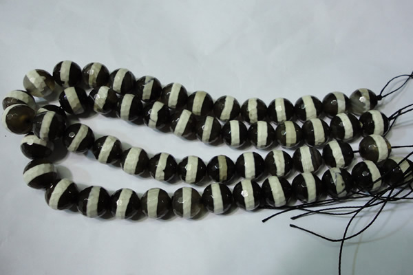 CAG4679 15.5 inches 14mm faceted round tibetan agate beads wholesale