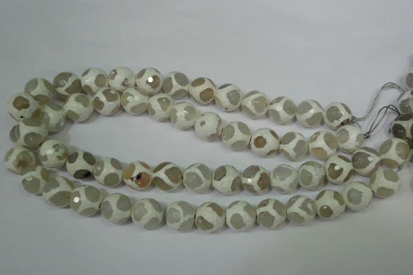 CAG4818 15 inches 14mm faceted round tibetan agate beads wholesale