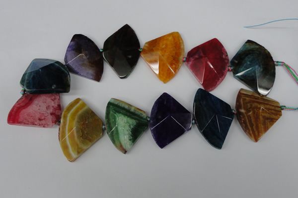 CAG5589 15 inches 30*42mm faceted triangle dragon veins agate beads