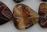 CAG6076 15.5 inches 30mm wavy triangle dragon veins agate beads