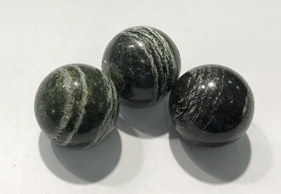 CDN1137 30mm round green silver line jasper decorations wholesale