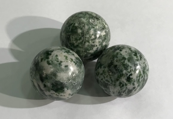 CDN1159 30mm round Qinghai jade decorations wholesale