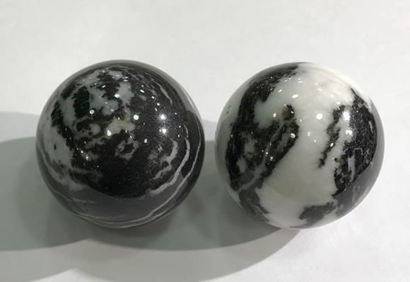 CDN1276 40mm round black & white jasper decorations wholesale