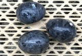 CDN322 30*40mm egg-shaped black labradorite decorations wholesale