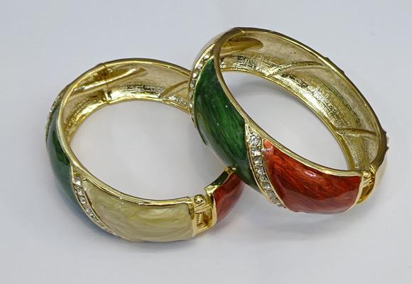 CEB135 18mm width gold plated alloy with enamel bangles wholesale