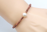 CFB823 4mm faceted round goldstone & potato white freshwater pearl bracelet