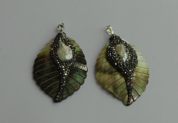CGP386 35*50mm carved leaf shell pearl & pearl pendants wholesale