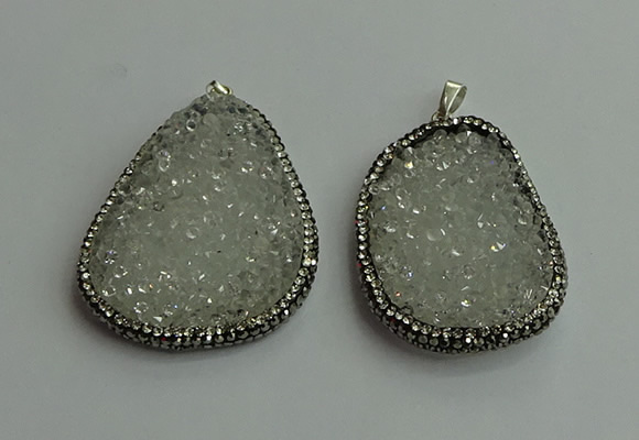 CGP568 30*45mm - 40*50mm freeform crystal glass pendants wholesale