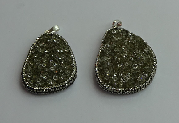 CGP569 30*45mm - 40*50mm freeform crystal glass pendants wholesale