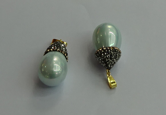 CGP716 15*25mm - 15*30mm teardrop shell pearl pendants wholesale