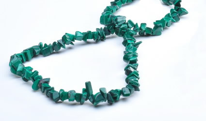 CMN27 34 inches freeform shape natural malachite chips beads