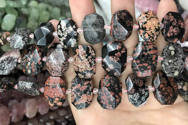 CNG7772 13*18mm - 15*25mm faceted freeform red snowflake obsidian beads