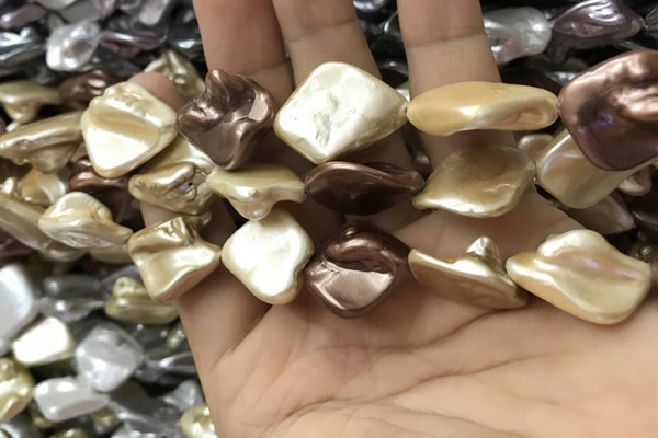 CSB2169 15.5 inches 16*16mm - 18*20mm baroque mixed shell pearl beads