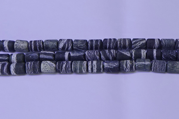 CTB571 15.5 inches 10*13mm triangle matte green silver line jasper beads