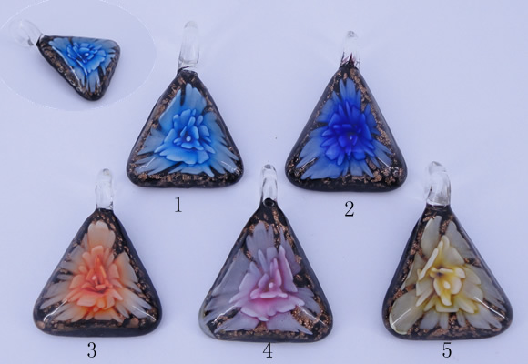 LP73 11*33*47mm triangle inner flower lampwork glass pendants