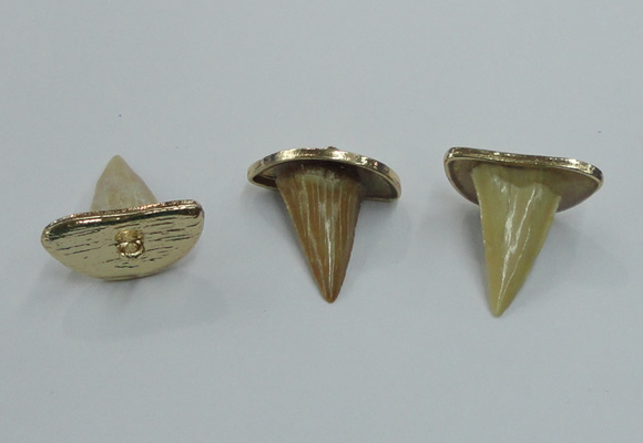 NGP2499 18*20mm - 22*25mm shark teeth pendants wholesale