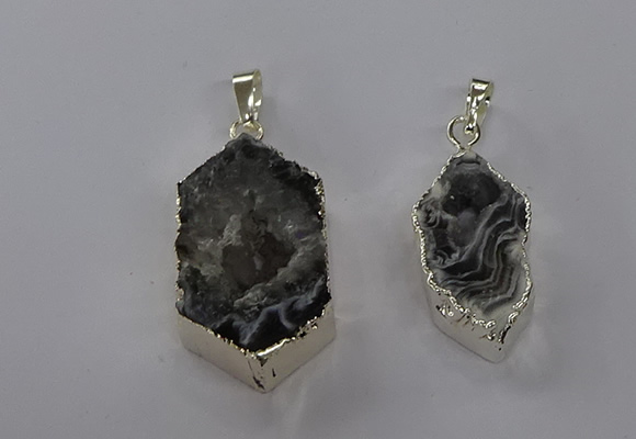 NGP3789 15*25mm - 20*35mm freeform druzy agate pendants