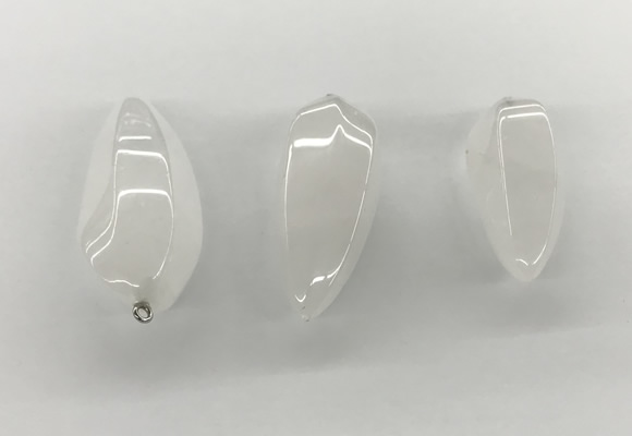 NGP5551 14*40mm - 23*58mm teardrop white jade pendants
