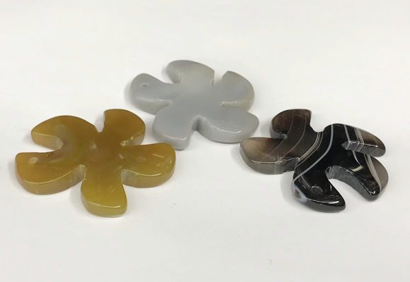 NGP5810 44mm - 46mm flower agate gemstone pendants wholesale