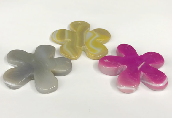 NGP5811 48mm - 50mm flower agate gemstone pendants wholesale