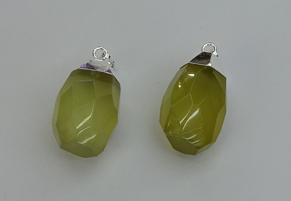 NGP6294 18*30mm - 22*35mm faceted nuggets lemon quartz pendants