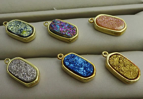 NGP7581 10*15mm oval plated druzy agate pendants wholesale