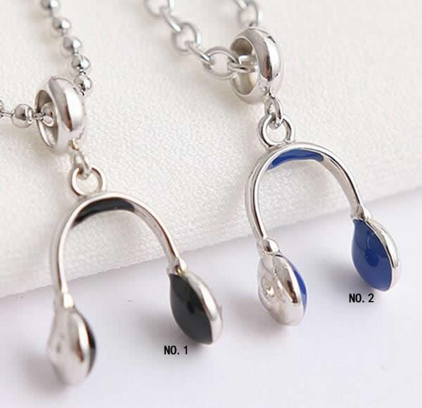 Silv133 12*23.2mm 925 Sterling Silver Headset Pendant Enamel Plated
